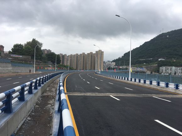 万州高梁一城区快速路即将通车-1.jpg