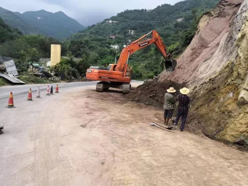 万州大垭口道路已抢通