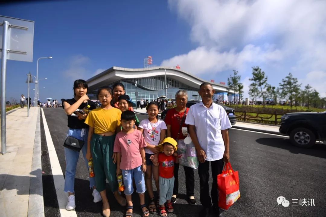 重庆巫山机场正式通航